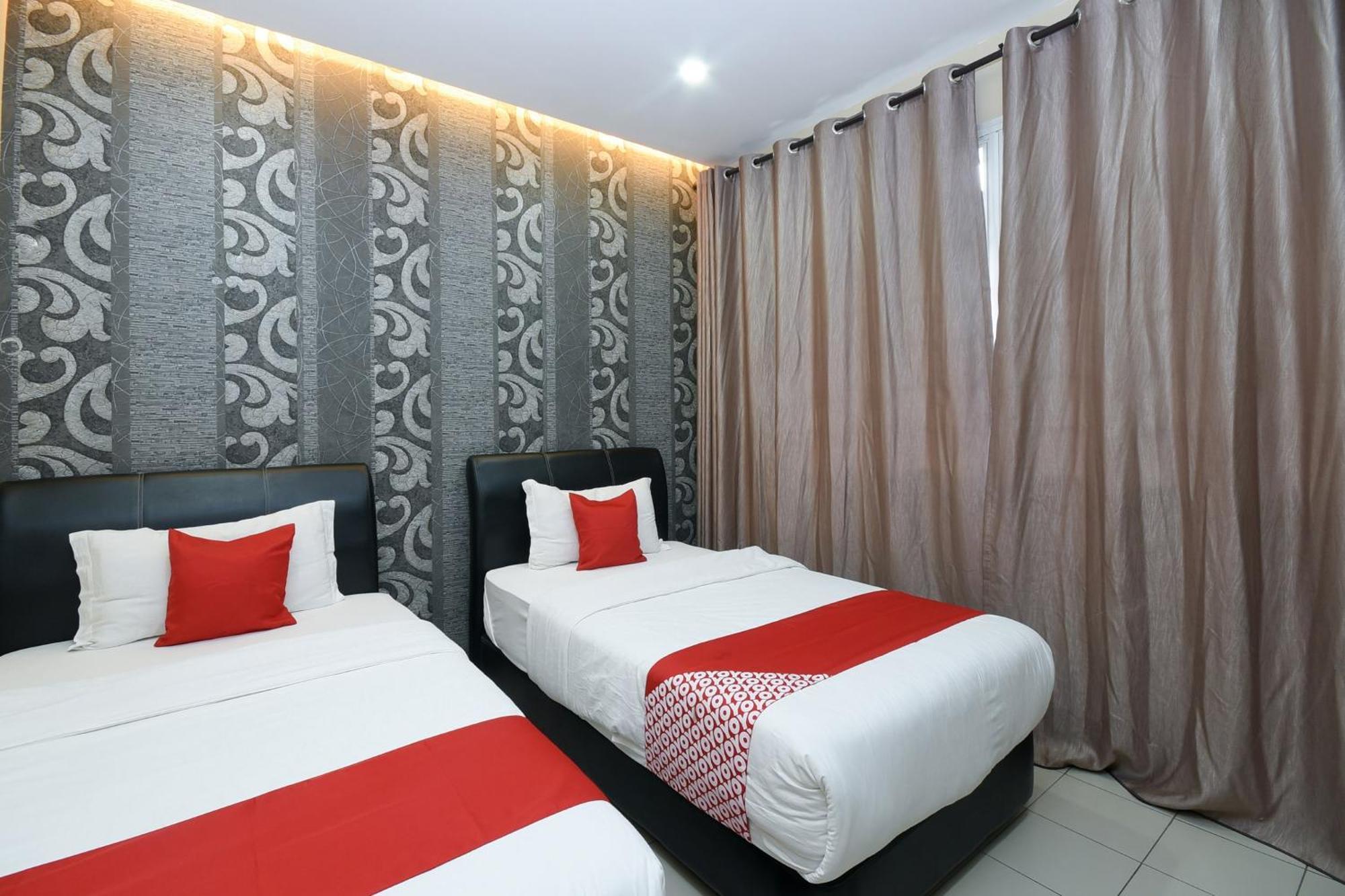 Oyo 89301 Ys Inn Miri Exteriér fotografie