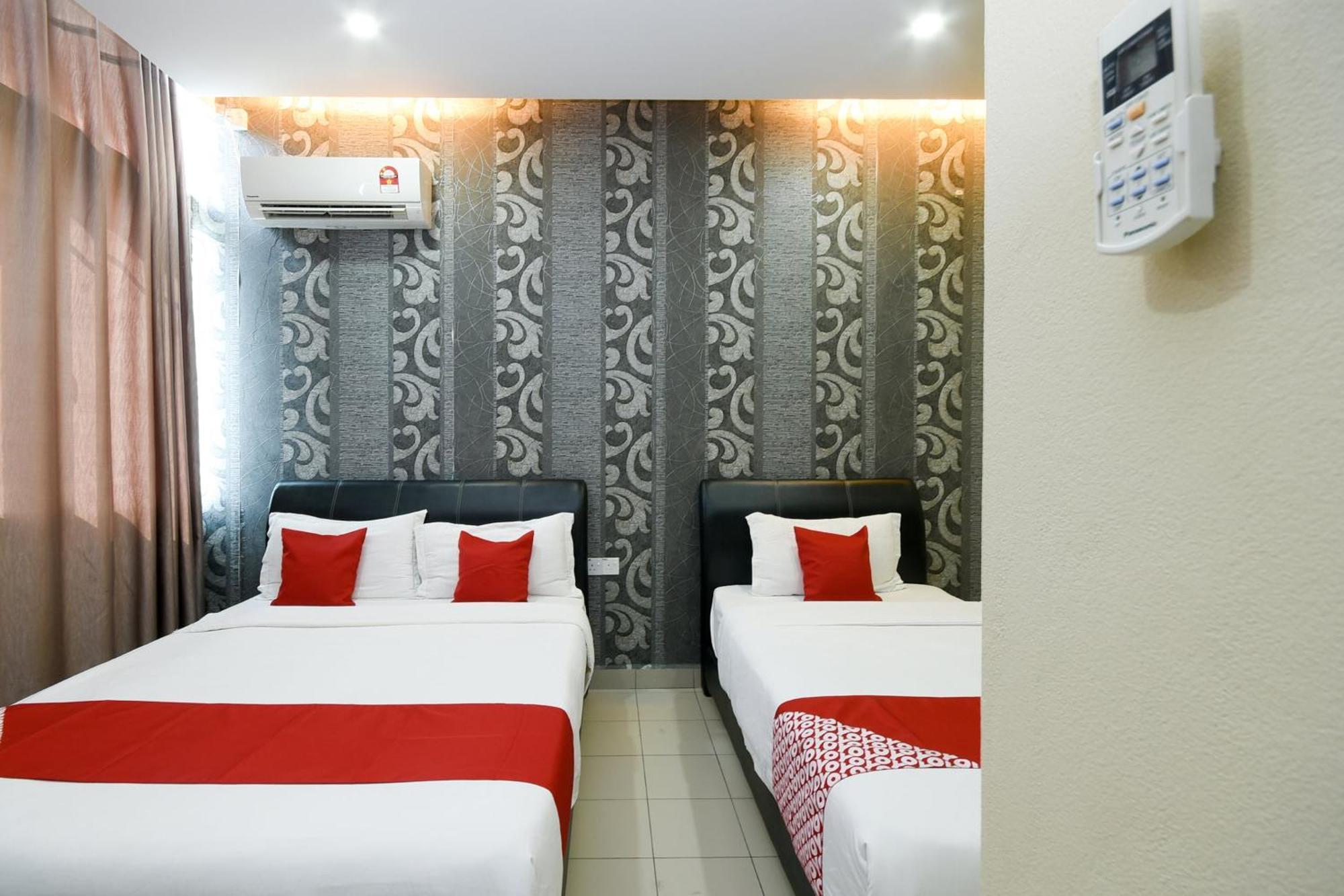 Oyo 89301 Ys Inn Miri Exteriér fotografie
